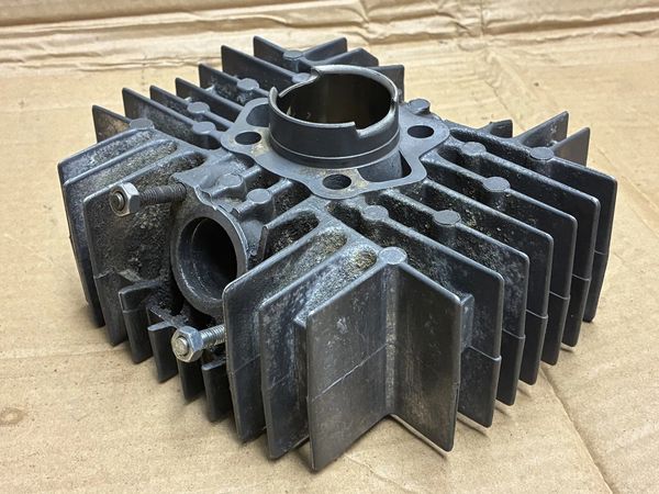 Cilinder met zuiger 15.73.85